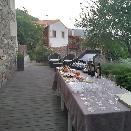 Гостевой дом Bairro Do Casal - Turismo D'Aldeia Вила-Нова-ди-Фош-Коа Экстерьер фото